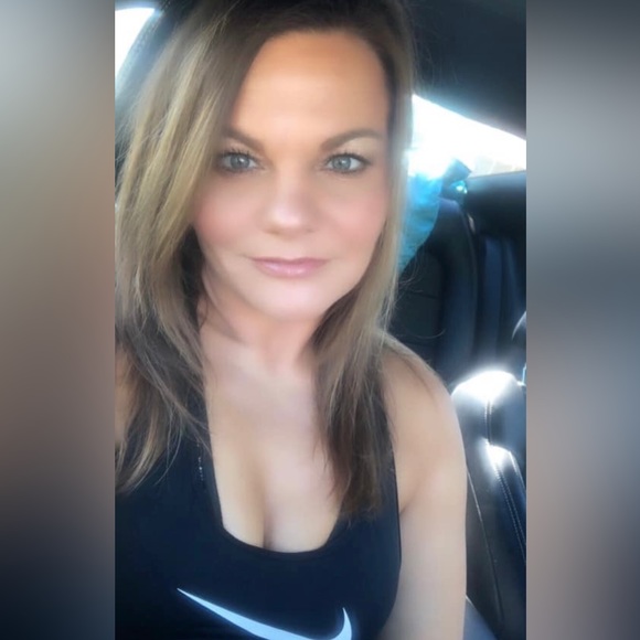 Meet your Posher, Shelly - Picture 4 of 16